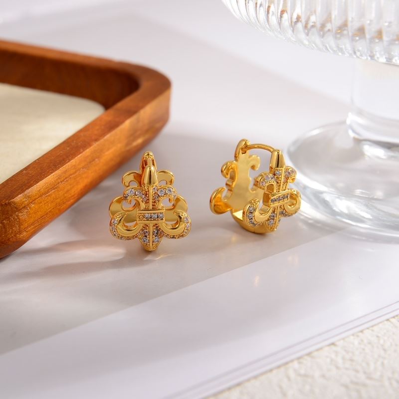 Ch*0me He**ts earrings